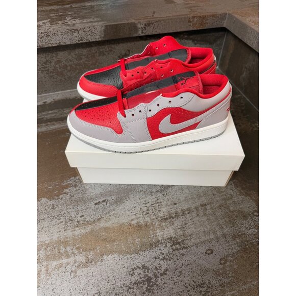 Women's Jordan 1 Low SE Homage Split Gym Red Cement Grey Size 10- DR0502-600 - Picture 5 of 10